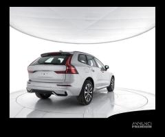 VOLVO XC60 B4 Mild hybrid Diesel Plus Dark