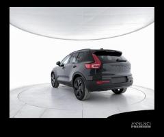 VOLVO XC40 Black Edition B3 Mild hybrid Benzina - 4