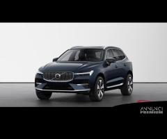 VOLVO XC60 T6 AWD Plug-in hybrid Elettrica/Benzi