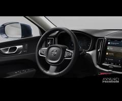 VOLVO XC60 T6 AWD Plug-in hybrid Elettrica/Benzi - 15