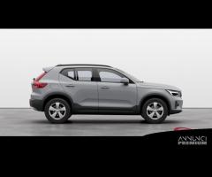 VOLVO XC40 B3 Mild hybrid Benzina Essential B3 M