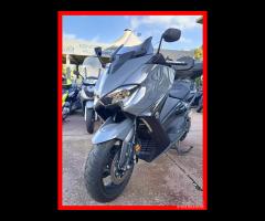 YAMAHA T-MAX 560 TechMax -GARANZIA - RATE -Permute