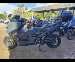 YAMAHA T-MAX 560 TechMax -GARANZIA - RATE -Permute