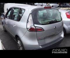 Renault scenic 2012 - 5