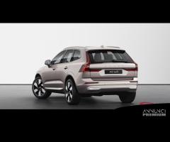 VOLVO XC60 T6 AWD Plug-in hybrid Elettrica/Benzi