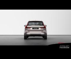 VOLVO XC60 T6 AWD Plug-in hybrid Elettrica/Benzi - 6