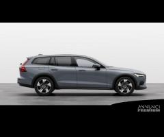 VOLVO V60 Cross Country Mild Hybrid B4 AWD autom