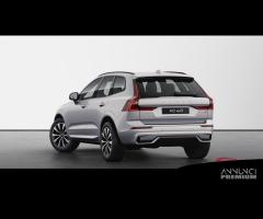 VOLVO XC60 B4 AWD mild hybrid Diesel Plus Dark