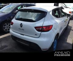 Renault clio 2015 - 4