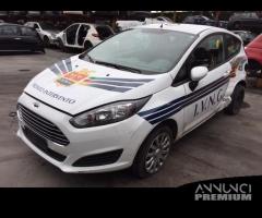 Ford fiesta 2014 - 1