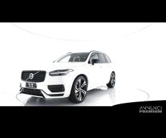 VOLVO XC90 Mild Hybrid B5 (d) AWD automatico Plu