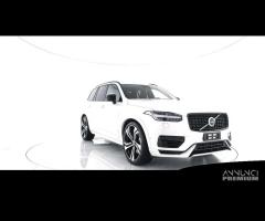 VOLVO XC90 Mild Hybrid B5 (d) AWD automatico Plu