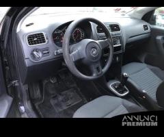 Volkswagen polo 2010 - 5