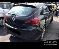 Opel astra j 2013