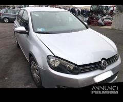 Volkswagen golf 6 2010 - 1