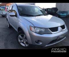 Mitsubishi outlander 2007