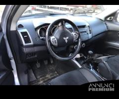 Mitsubishi outlander 2007