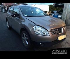 Nissan qashqai 2009 - 2