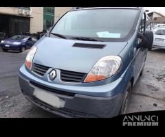 Renault trafic 2005 - 1