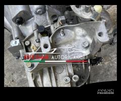 Cambio 6 marce citroen c5 2.2 sigla motore 4ht - 2