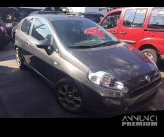 Fiat punto 2015 - 2