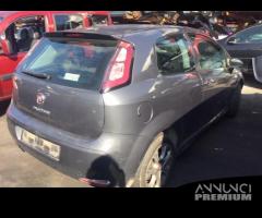 Fiat punto 2015 - 4