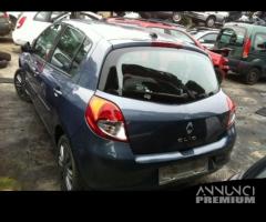 Renault clio 2011 - 4