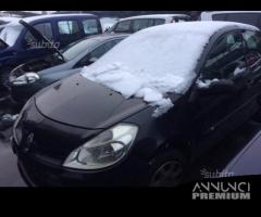 Renault clio 2006 - 2