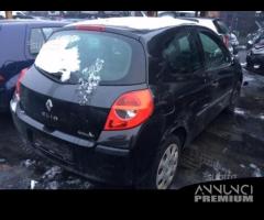 Renault clio 2006 - 3