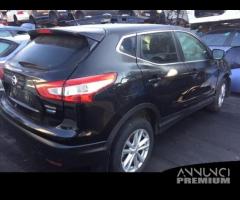 Nissan quashqai 2014