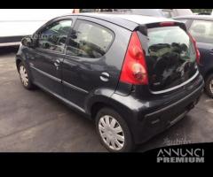 Peugeot 107 2006