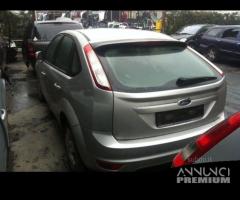 Ford focus 2010 - 2