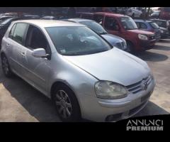 Volkswagen golf 5 2004