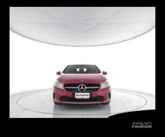 MERCEDES-BENZ A 200 200 Business