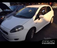 Fiat grande punto 2009 - 1