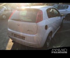 Fiat grande punto 2009 - 4