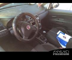 Fiat grande punto 2009 - 5