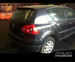 Volkswagen golf 5 anno 2005