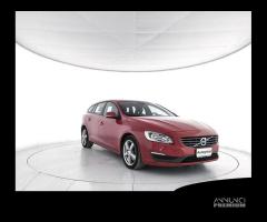 VOLVO V60 D4 Business - 2