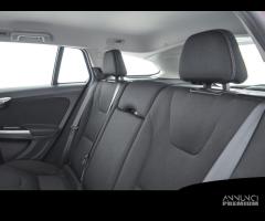 VOLVO V60 D4 Business - 10