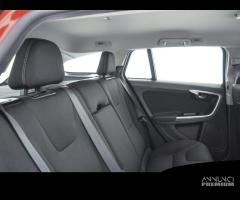 VOLVO V60 D4 Business - 11