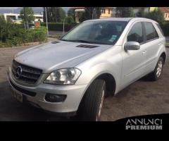 Mercedes ml 320 2007 - 1