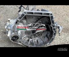 CAMBIO HONDA CIVIC SERIE 8 - 1.8B 140cv R18A2 - 1