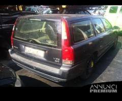 Volvo v70 2000