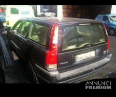 Volvo v70 2000