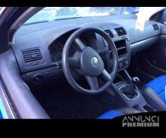 Golf 5 2004