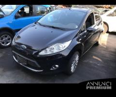 Ford fiesta 2011 - 1