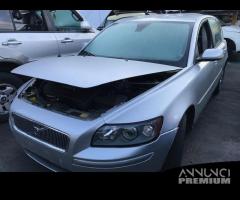 Volvo v50 2006