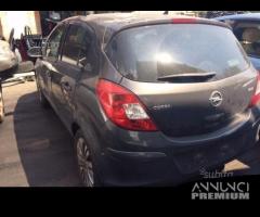 Opel corsa d 2011 - 2