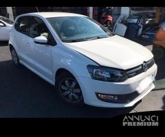 Volkswagen polo 2012 - 2